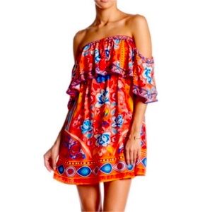 ‼️MOVING‼️ Flying Tomato Short Dress. Sz. Medium. Off the Shoulder. Red Floral